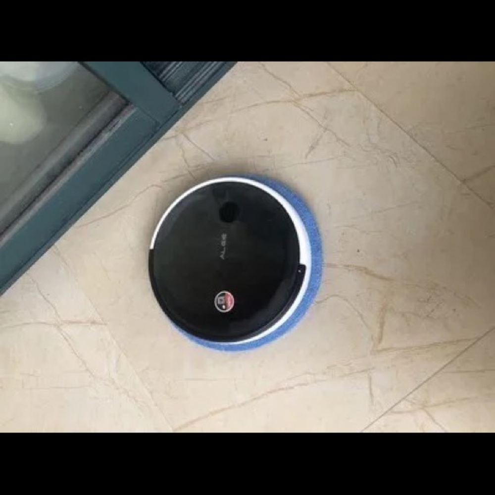 Moping sweeping robot - Picture 10 of 10